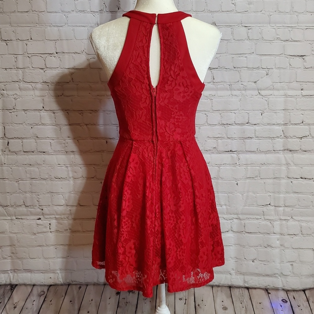 Dress - Picture 3 of 7